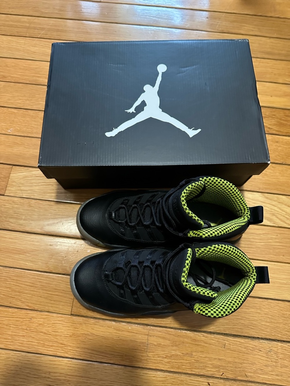 Jordan 10s - Picture 3 of 8